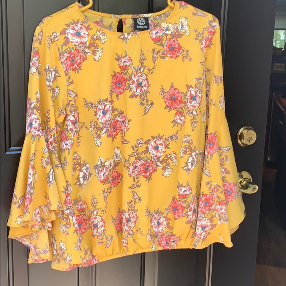 Floral Bell Sleeved blouse